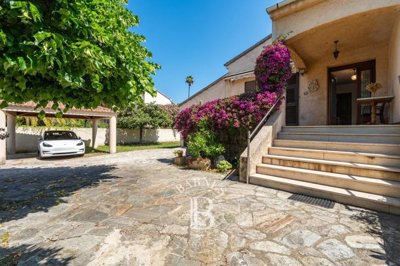 1 - Saint-Florent, House