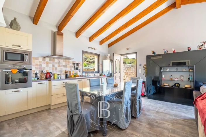 Image No.15-5 Bed House for sale