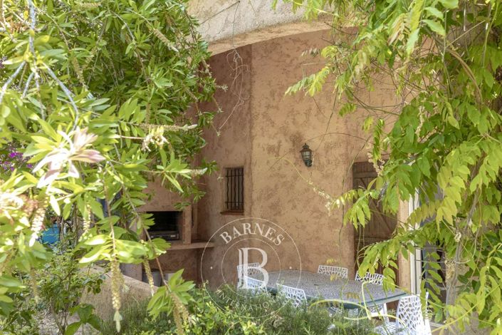 Image No.17-7 Bed House for sale