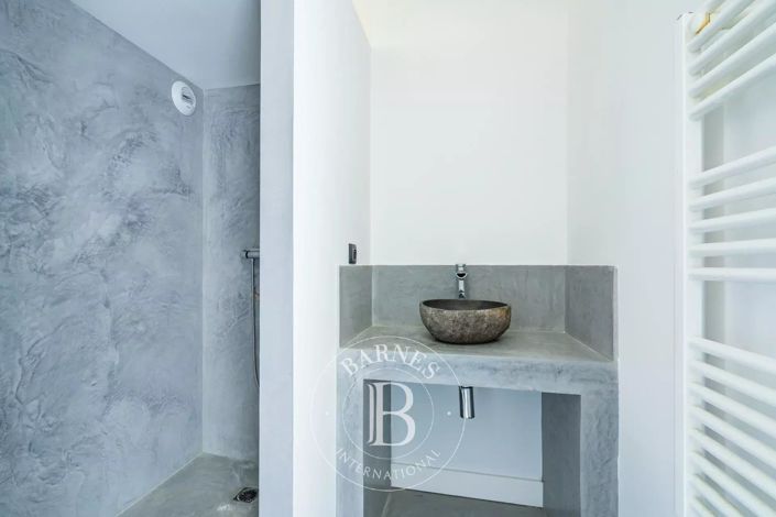 Image No.13-House for sale