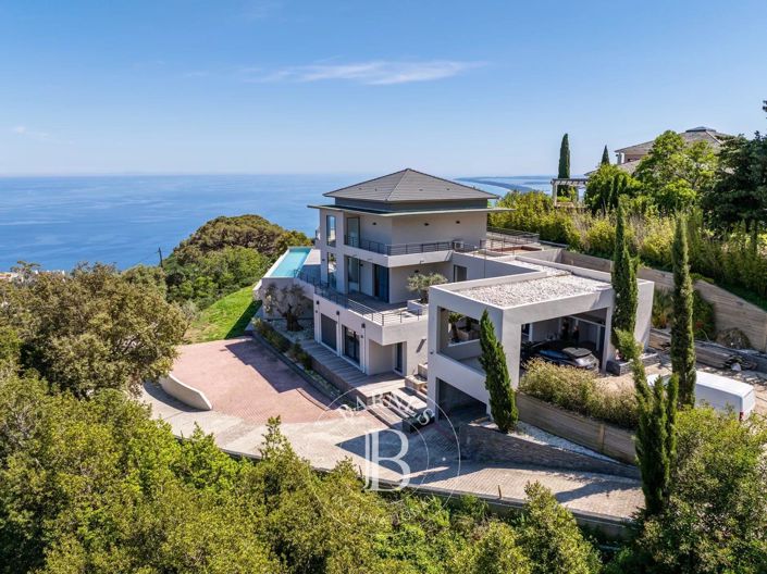 Image No.2-House for sale