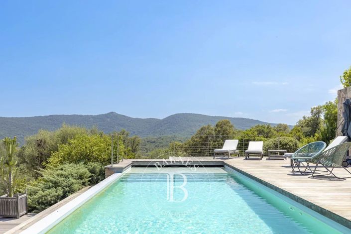 Image No.14-5 Bed House for sale