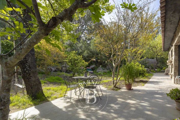 Image No.20-5 Bed House for sale