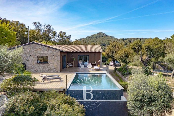 Image No.26-5 Bed House for sale