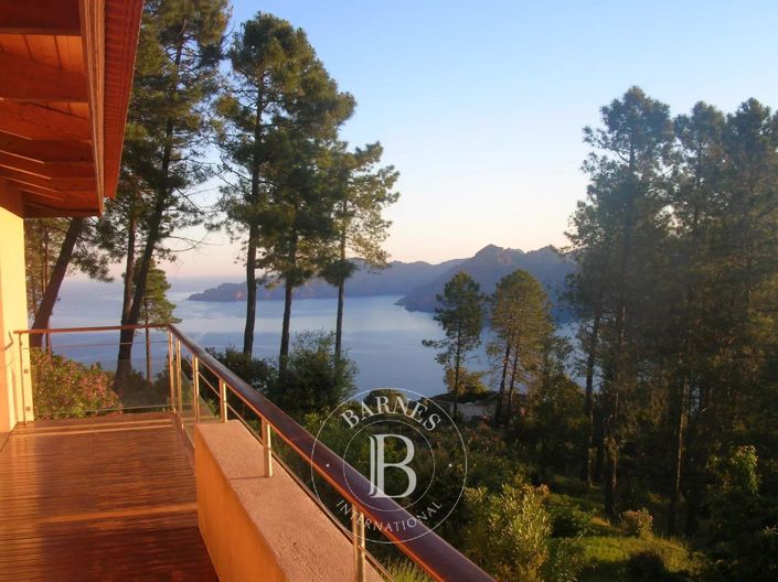 Image No.4-4 Bed House for sale