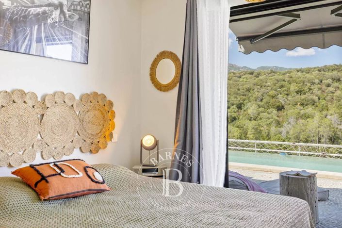 Image No.9-Maison de 5 chambres à vendre à Porto-Vecchio