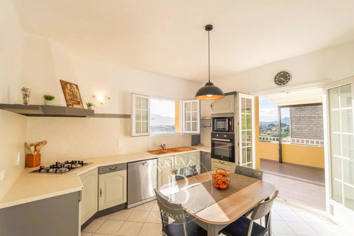 Image No.4-Maison de 4 chambres à vendre à Porto-Vecchio