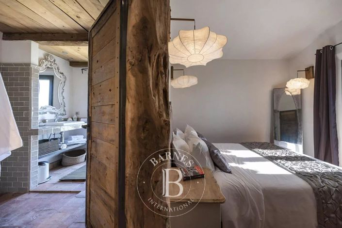 Image No.7-3 Bed House for sale