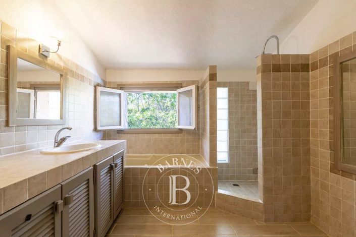 Image No.10-House for sale