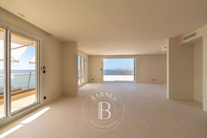 Image No.1-3 Bed Apartment for sale