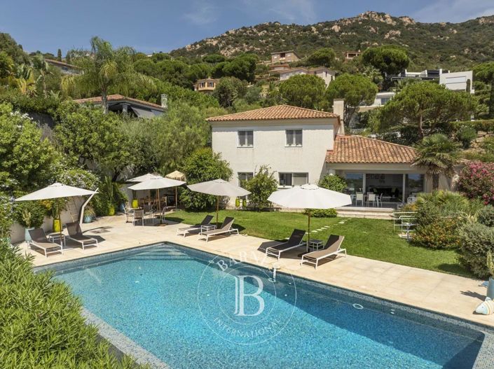 Image No.5-Maison de 4 chambres à vendre à Ajaccio