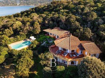 1 - Coti-Chiavari, House