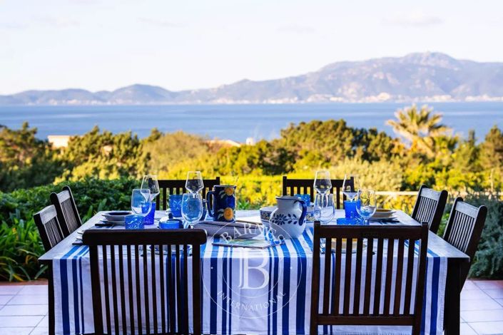 Image No.3-Maison de 6 chambres à vendre à Coti-Chiavari