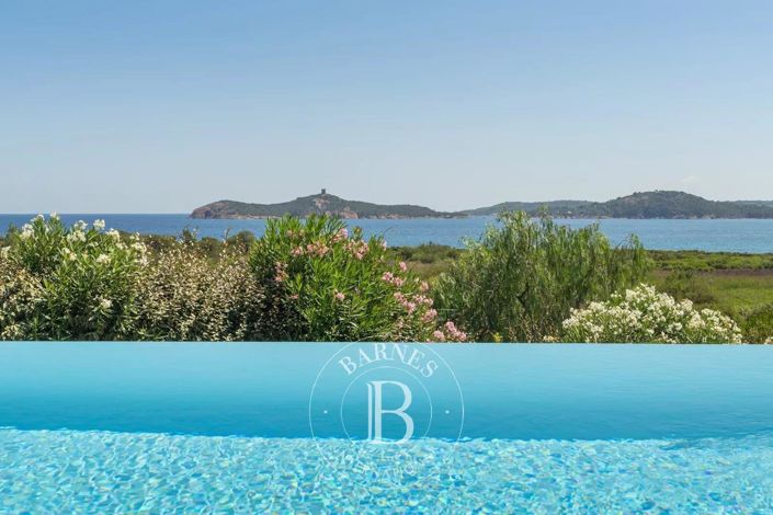 Image No.10-Maison de 4 chambres à vendre à Corse