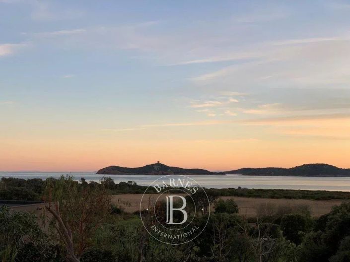 Image No.16-Maison de 4 chambres à vendre à Corse