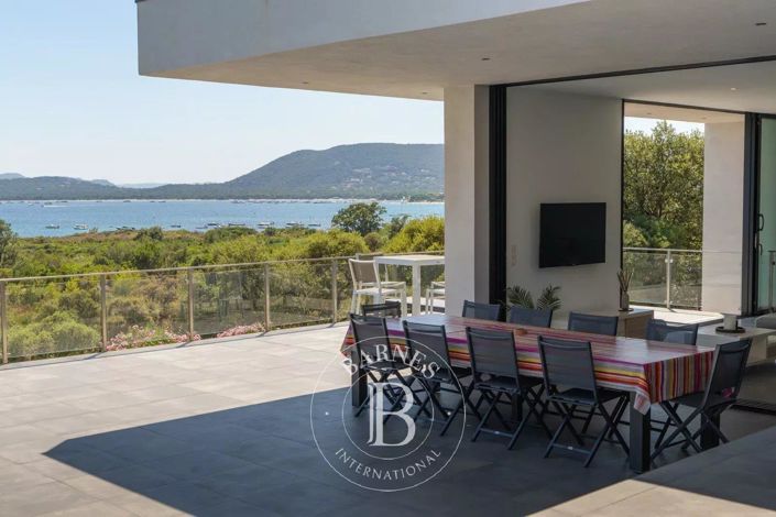 Image No.3-Maison de 4 chambres à vendre à Corse