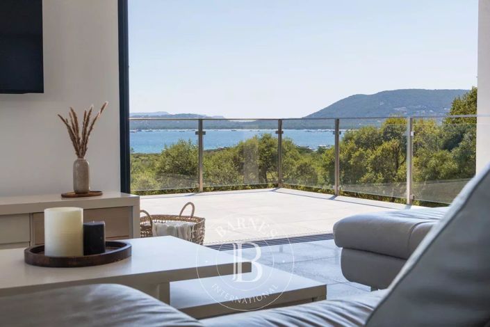 Image No.5-Maison de 4 chambres à vendre à Corse