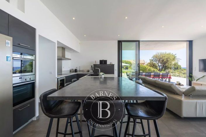 Image No.9-Maison de 4 chambres à vendre à Corse