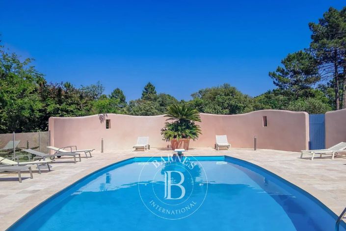 Image No.3-4 Bed House for sale