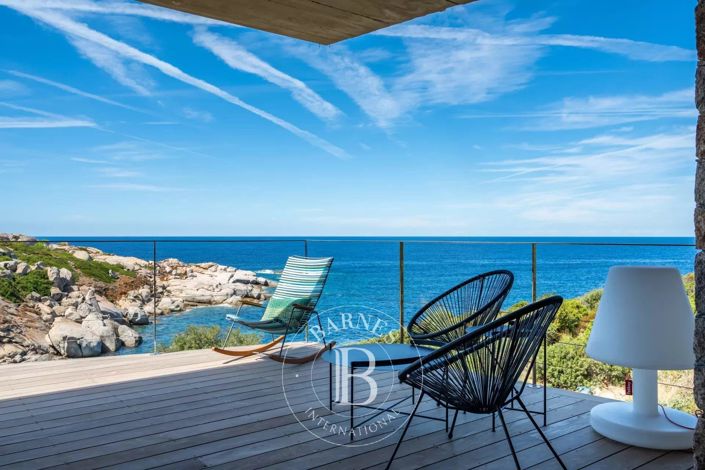 Image No.1-6 Bed House for sale