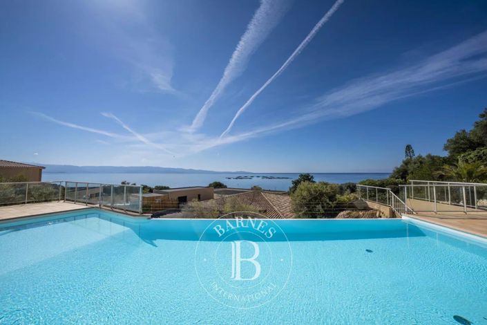 Image No.16-3 Bed House for sale