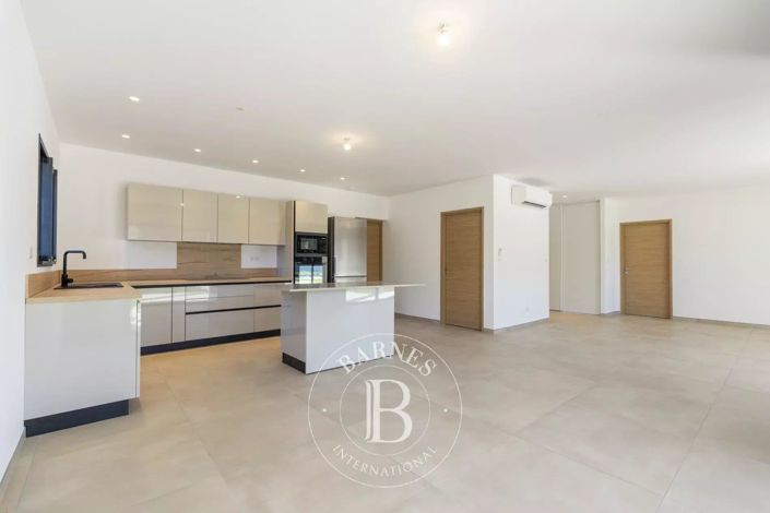 Image No.6-Maison de 4 chambres à vendre à Sari-Solenzara