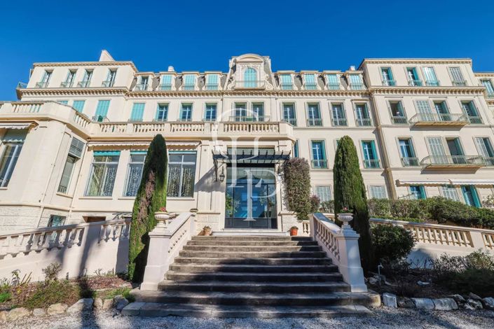 Image No.1-4 Bed Apartment for sale