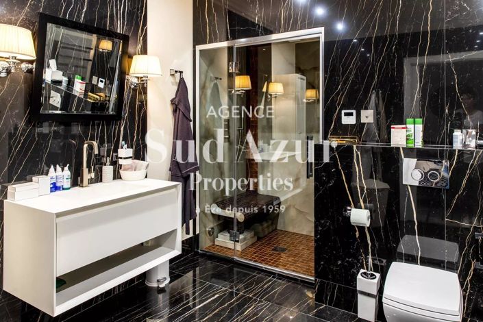 Image No.16-House for sale