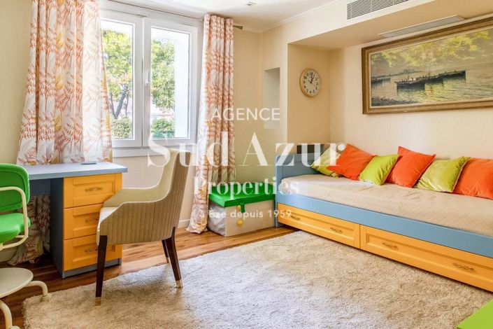 Image No.18-House for sale