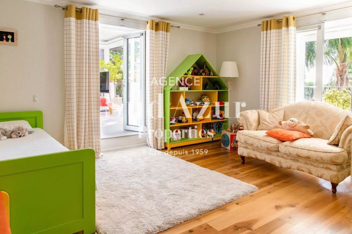 Image No.20-House for sale