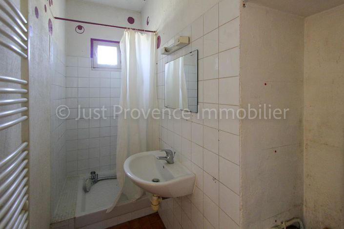 Image No.8-Maison de 1 chambre à vendre à Caromb