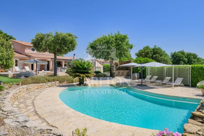 Image No.3-5 Bed House for sale