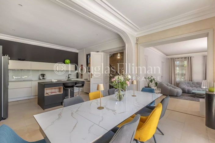 Image No.13-4 Bed House for sale