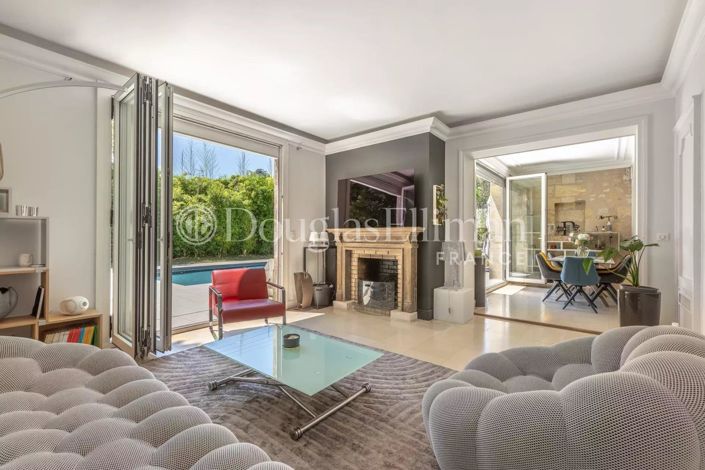 Image No.18-4 Bed House for sale