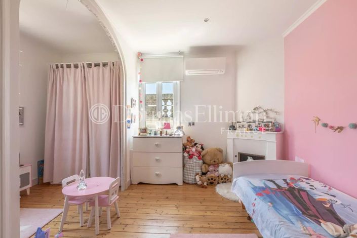 Image No.23-4 Bed House for sale