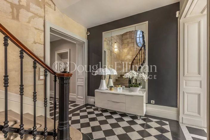 Image No.3-4 Bed House for sale