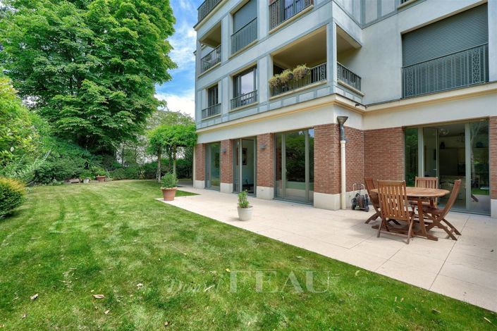 Image No.1-3 Bed Apartment for sale