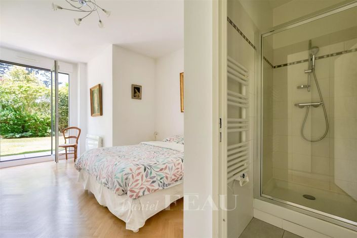 Image No.9-3 Bed Apartment for sale