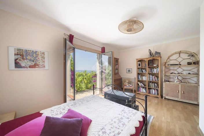 Image No.7-4 Bed House for sale