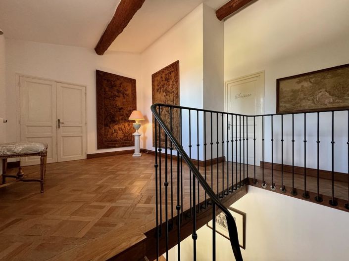 Image No.39-8 Bed Property for sale