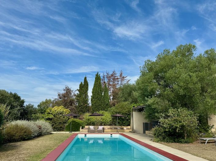 Image No.64-8 Bed Property for sale