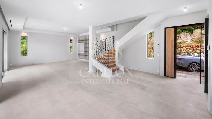 Image No.13-4 Bed House for sale