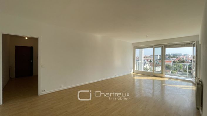 Image No.2-3 Bed Apartment for sale