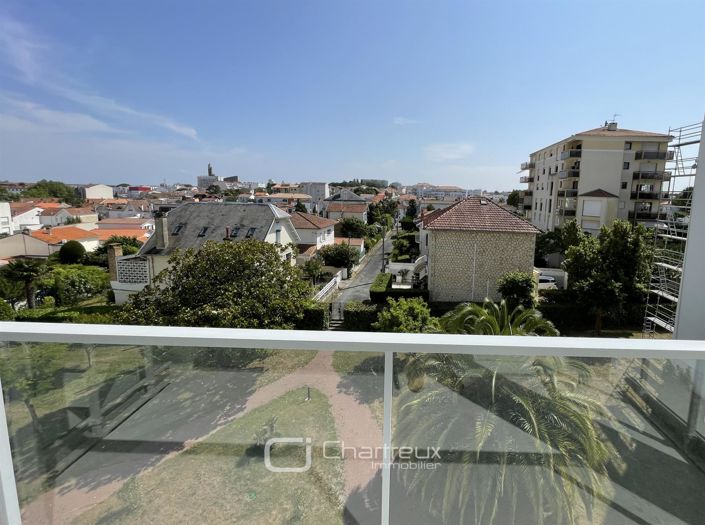 Image No.7-3 Bed Apartment for sale