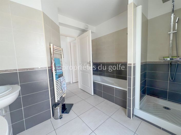 Image No.14-4 Bed House for sale