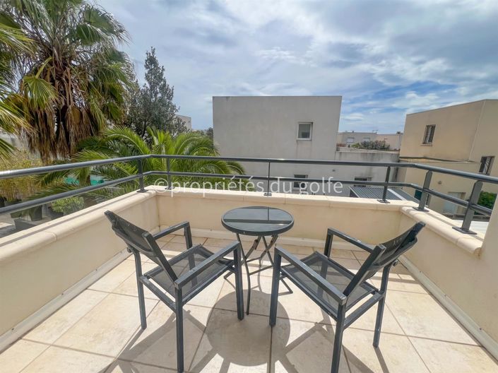 Image No.17-4 Bed House for sale