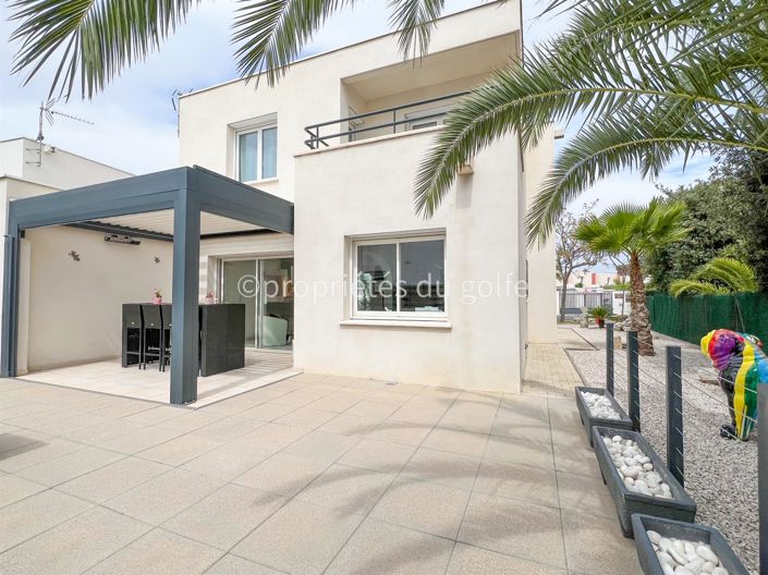 Image No.4-4 Bed House for sale