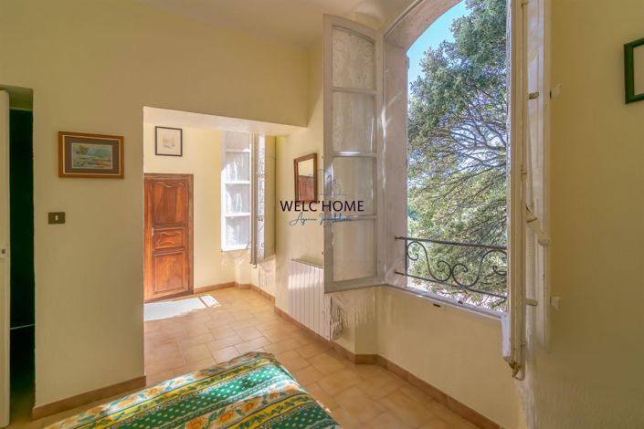 Image No.11-5 Bed House for sale