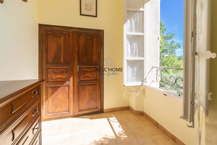 Image No.12-5 Bed House for sale