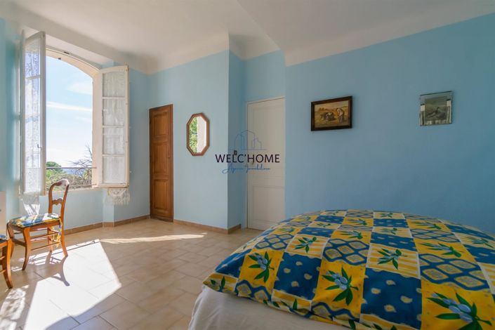 Image No.23-5 Bed House for sale